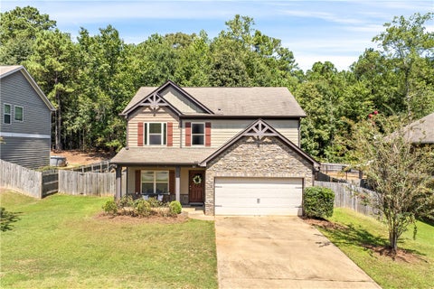 Photo of 2117 FELICITY Lane, Auburn, AL 36830 (MLS # 182211)