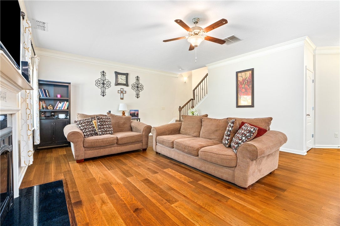 2117 FELICITY Lane