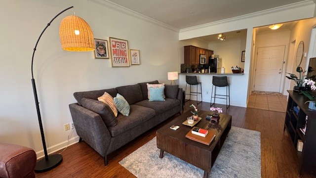 607 W GLENN Avenue 201