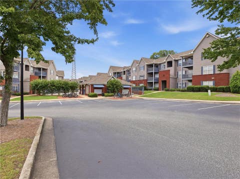 Photo of 1114 S COLLEGE Street S #10-303, Auburn, AL 36830 (MLS # 180249)