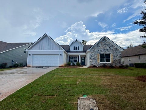Photo of 1096 SAWYER Drive, Opelika, AL 36801 (MLS # 181123)