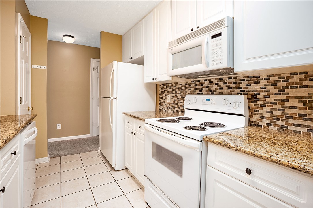 2428 E UNIVERSITY Drive 103