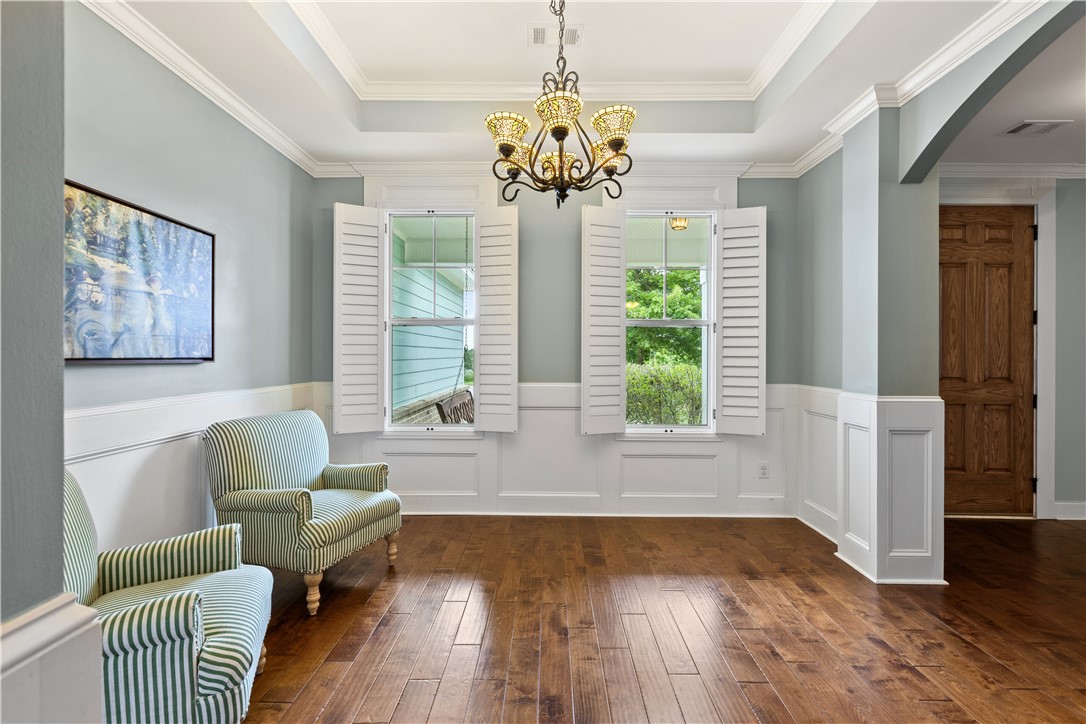 4112 CREEKVIEW Court