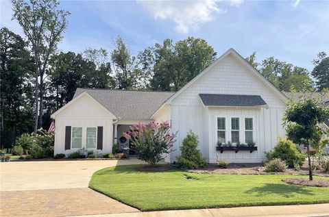 3207 EAGLE Trail Opelika AL 36801
