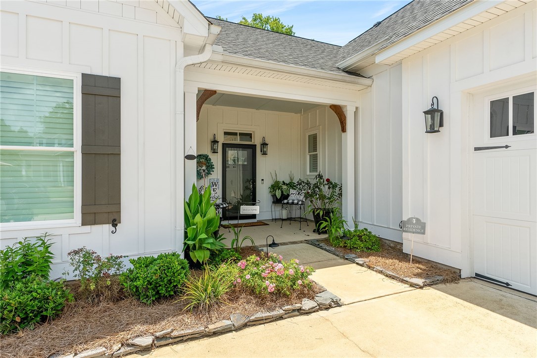 3207 EAGLE Trail