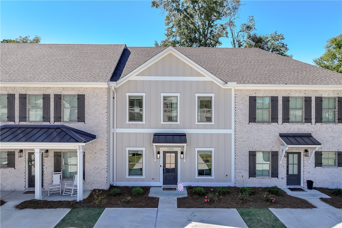 1202 TIGERS TAIL Trail