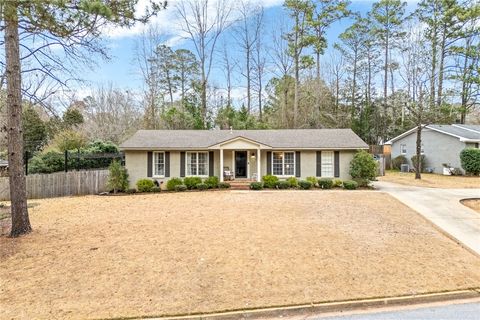 Photo of 1020 SANDERS Street, Auburn, AL 36830 (MLS # 178900)