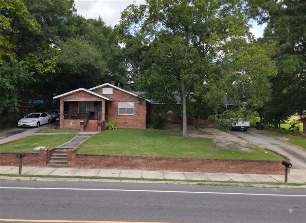 Photo of 1401 MAGNOLIA Street, Opelika, AL 36801 (MLS # 181738)