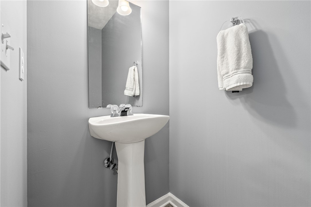 Auburn, Alabama 36830, United States, 2 Bedrooms Bedrooms, ,3 BathroomsBathrooms,Residential,Active,136718