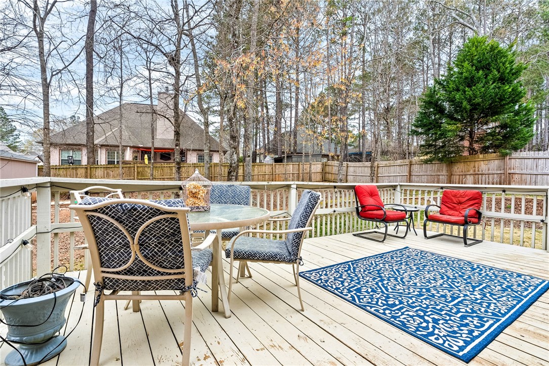 Auburn, Alabama 36830, United States, 4 Bedrooms Bedrooms, ,2 BathroomsBathrooms,Residential,Pending,91770