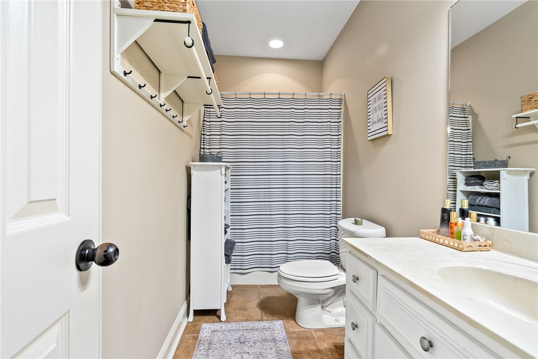 Auburn, Alabama 36830, United States, 4 Bedrooms Bedrooms, ,2 BathroomsBathrooms,Residential,Pending,91770