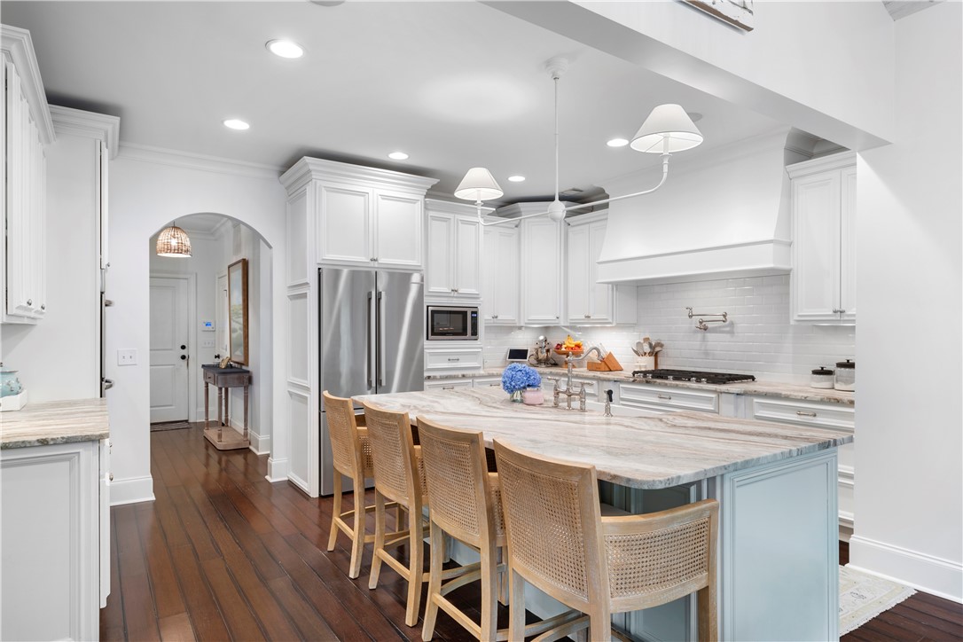 Auburn, Alabama 36830, United States, 4 Bedrooms Bedrooms, ,5 BathroomsBathrooms,Residential,Active,81374