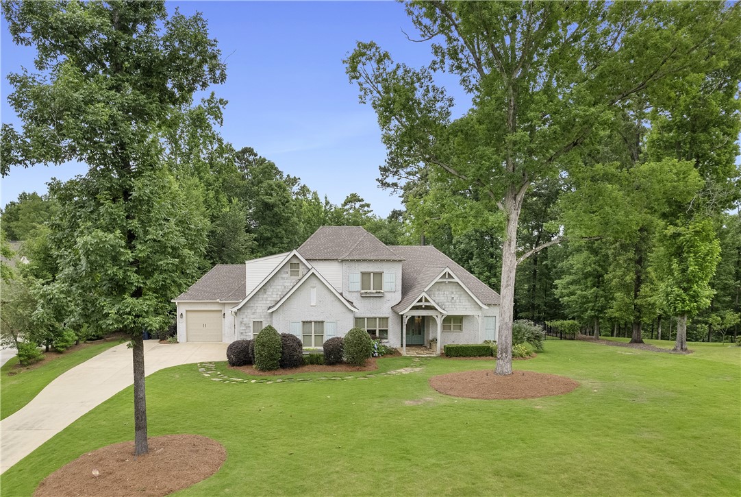 Auburn, Alabama 36830, United States, 4 Bedrooms Bedrooms, ,5 BathroomsBathrooms,Residential,Active,81374