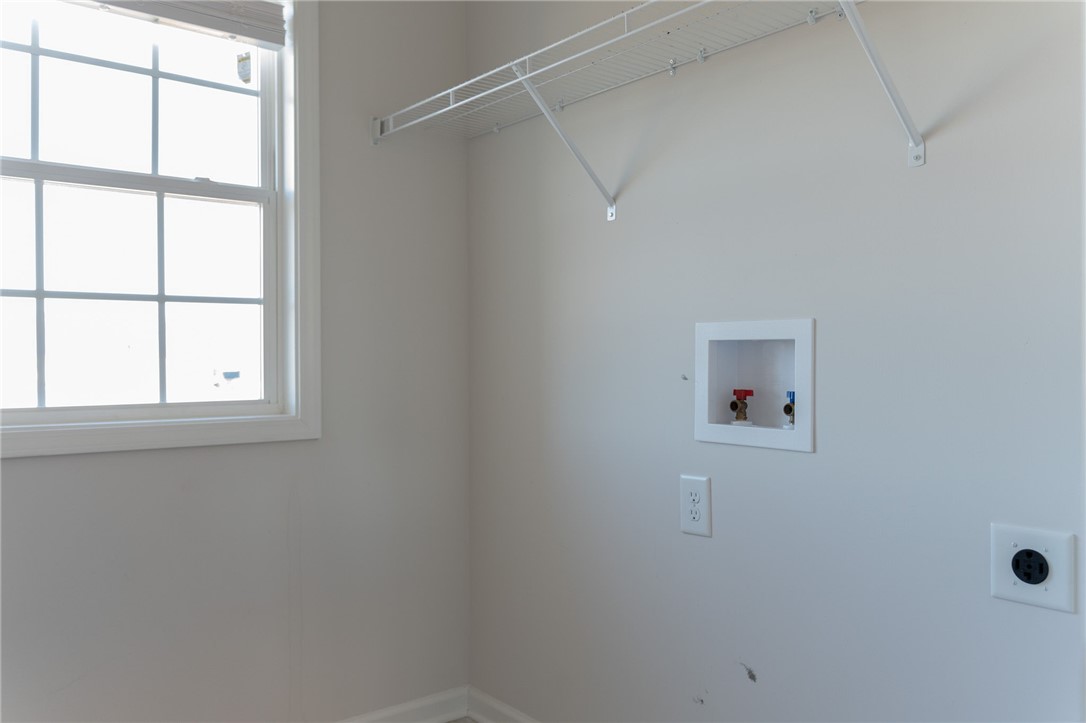 Opelika, Alabama 36804, United States, 5 Bedrooms Bedrooms, ,3 BathroomsBathrooms,Residential,Active,29005