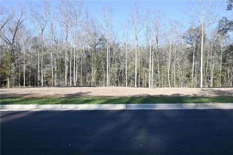 Photo of 3811 RIDGELINE Trail, Auburn, AL 36830 (MLS # 178659)