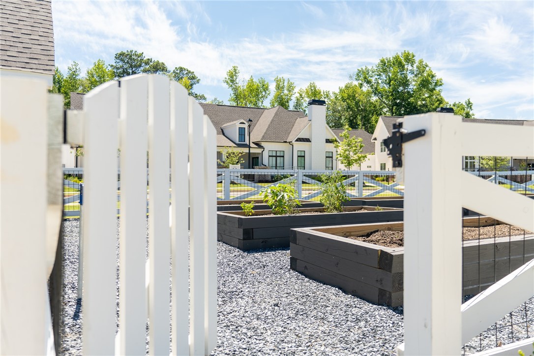 2178 DAWSON CORNER Loop