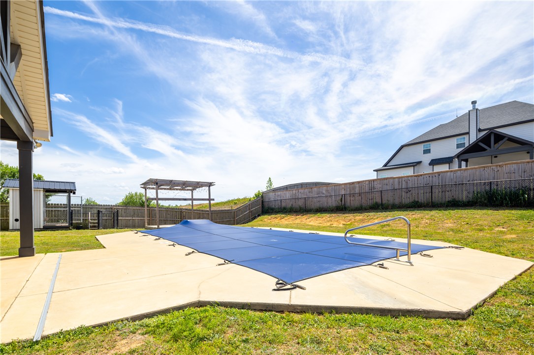 2904 WYNDHAM Lane