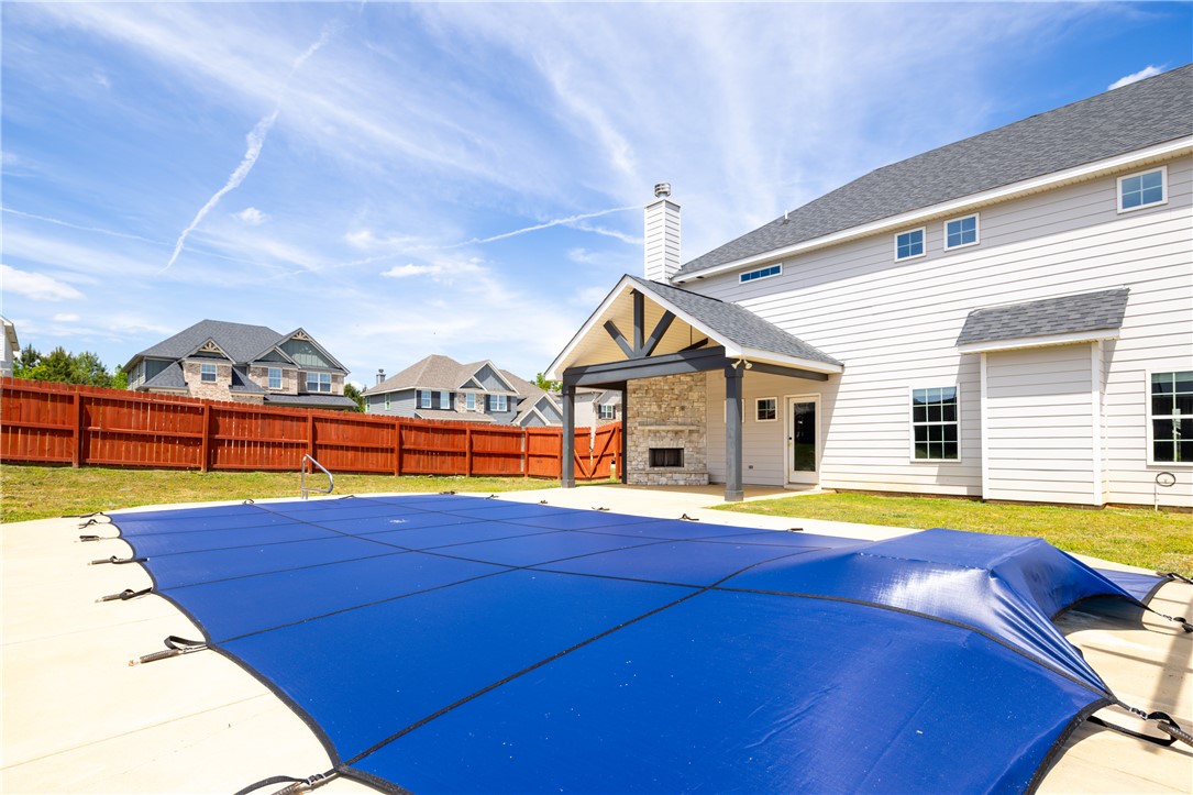 2904 WYNDHAM Lane