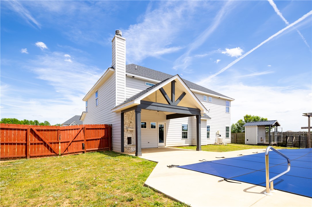 2904 WYNDHAM Lane