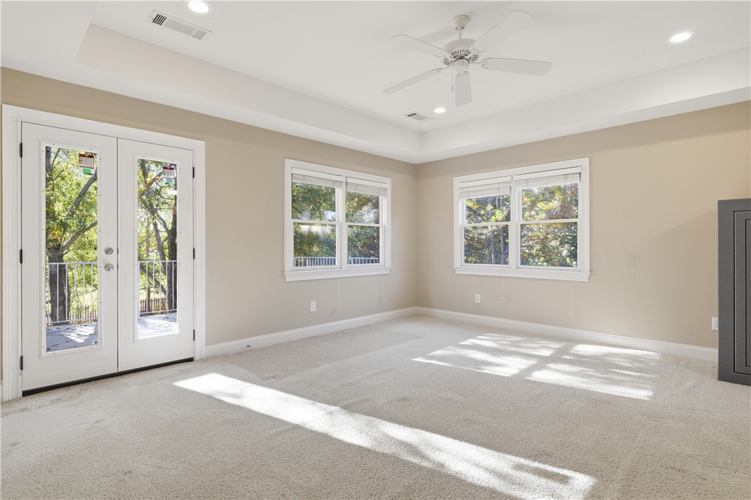 Opelika, Alabama 36804, United States, 5 Bedrooms Bedrooms, ,5 BathroomsBathrooms,Residential,Active,244303