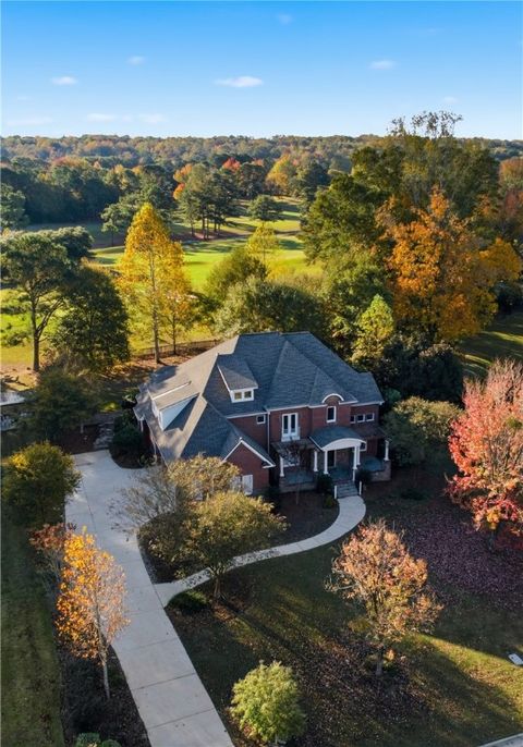 2507 STONYBROOK Road Opelika AL 36804