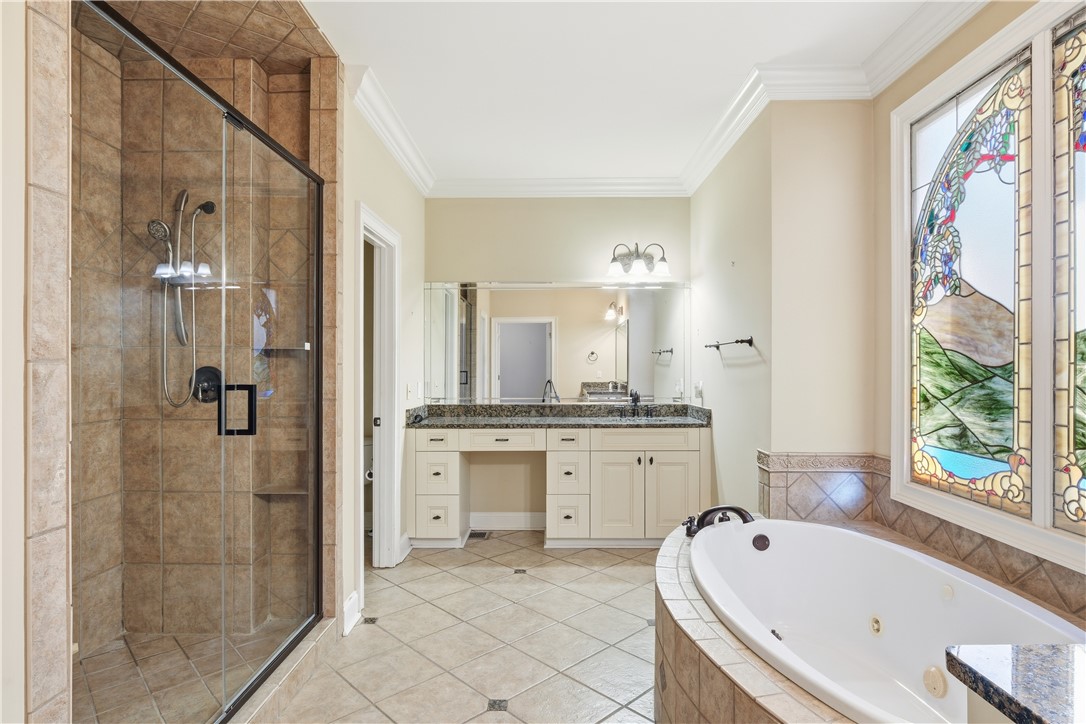 Opelika, Alabama 36804, United States, 5 Bedrooms Bedrooms, ,5 BathroomsBathrooms,Residential,Active,244303