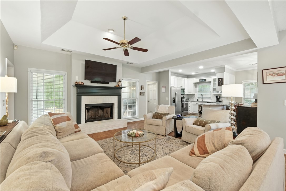 1236 GROVE PARK