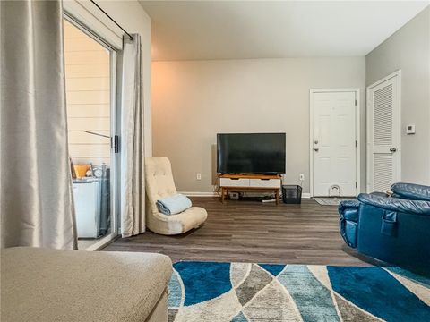 Photo of 447 W LONGLEAF Drive #1302, Auburn, AL 36832 (MLS # 179223)