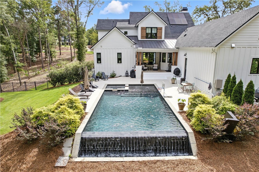 3010 BRIDLE CREEK Circle