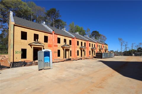 Photo of 1027 E GLENN Avenue #102, Auburn, AL 36830 (MLS # 178723)