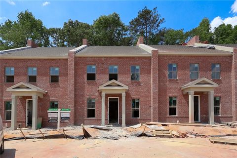 Photo of 1027 E GLENN Avenue #102, Auburn, AL 36830 (MLS # 178723)