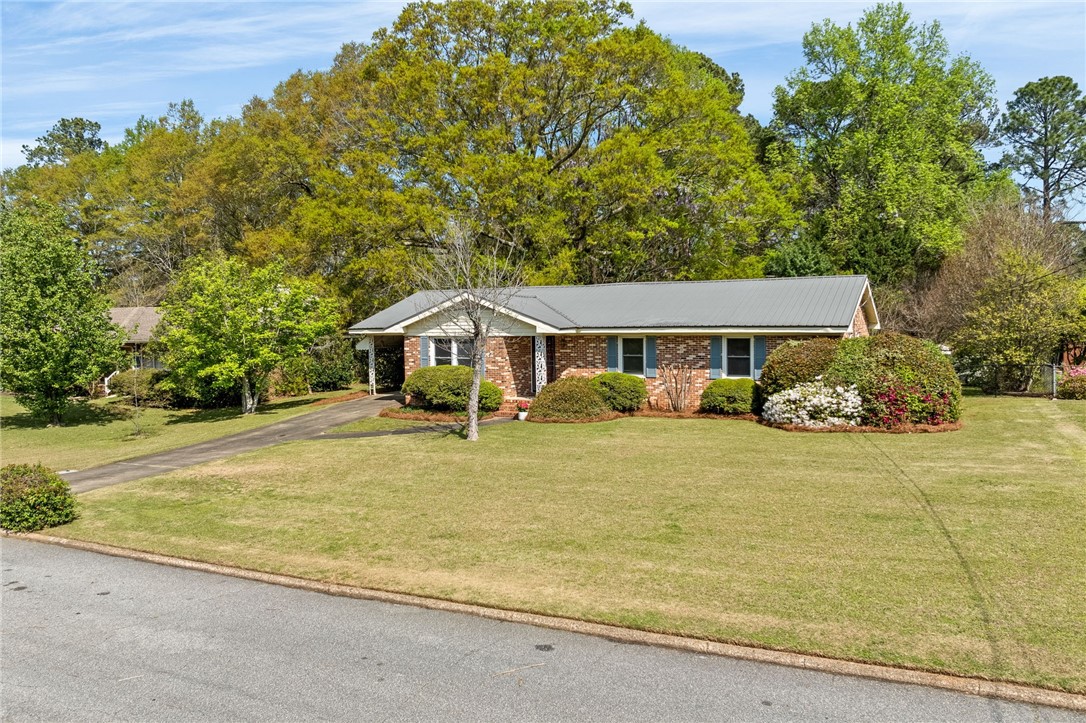 402 HIGHLAND Avenue