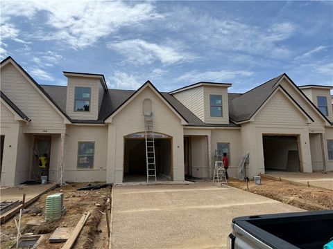 Photo of 264 SPENCE NOLEN Place, Auburn, AL 36832 (MLS # 180528)