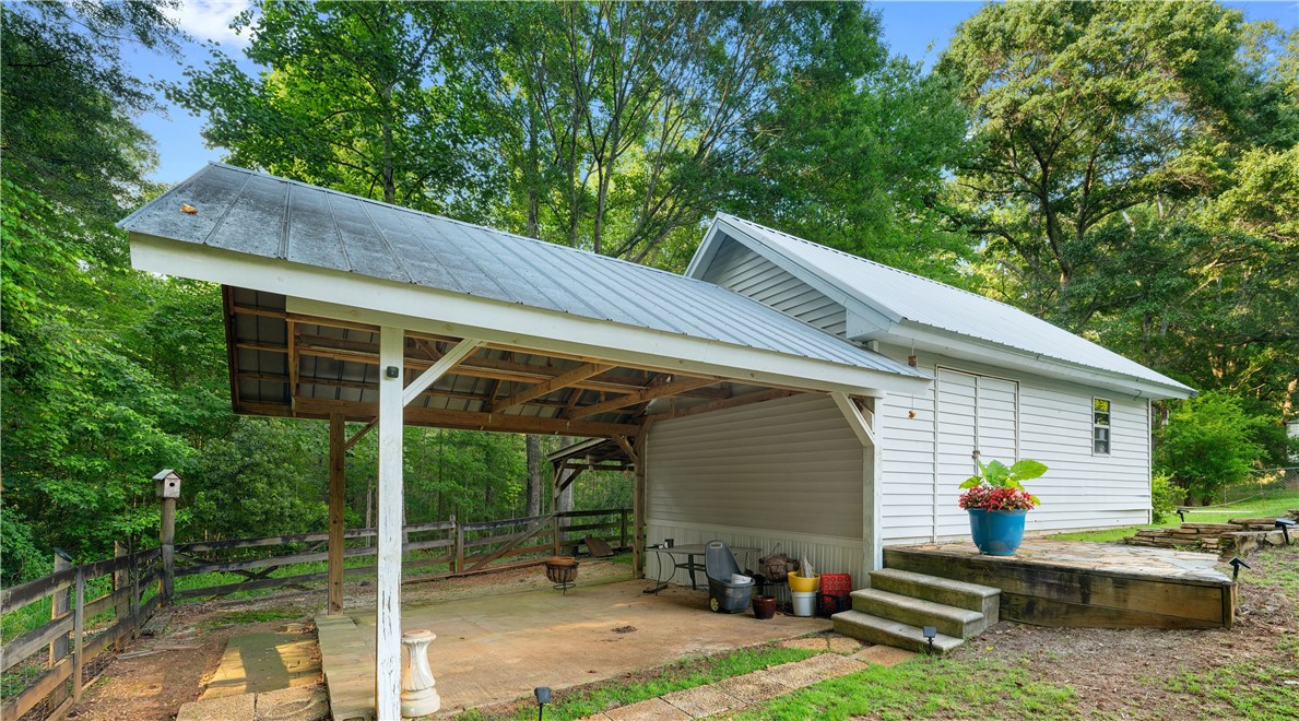 Opelika, Alabama 36801, United States, 3 Bedrooms Bedrooms, ,2 BathroomsBathrooms,Residential,Active,160931