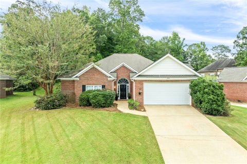 Photo of 2132 WEDGEWOOD Court, Auburn, AL 36830 (MLS # 180865)