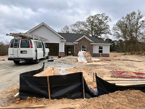 Photo of 62 LEE ROAD 237, Smiths Station, AL 36877 (MLS # 177283)