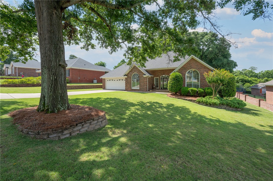 2107 CANTER Drive