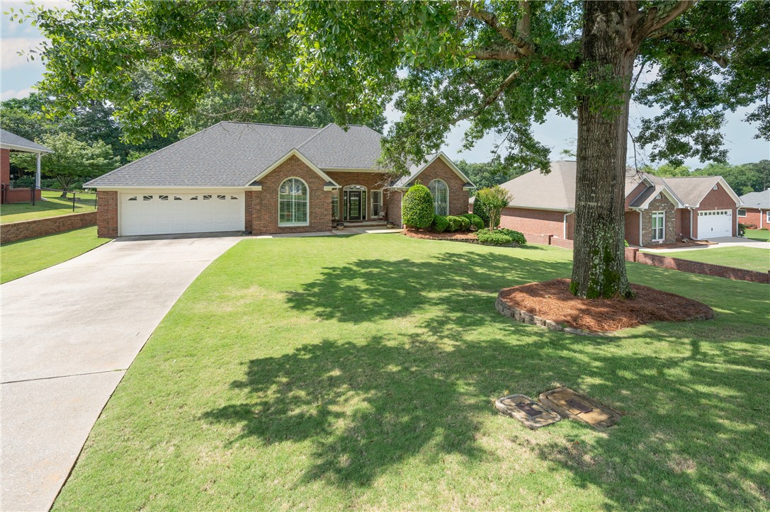 2107 CANTER Drive