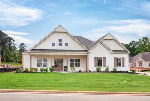 Photo of 1311 HIDDEN LAKES Drive, Opelika, AL 36801 (MLS # 180751)