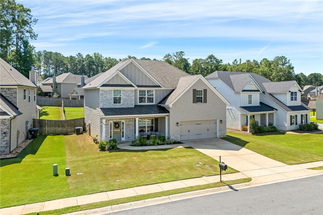 1014 DUNKIRK Circle