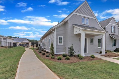 Photo of 1763 WOODLAND PINES Lane #263, Auburn, AL 36830 (MLS # 176702) Photo of 1763 WOODLAND PINES Lane #263, Auburn, AL 36830 (MLS # 176702)