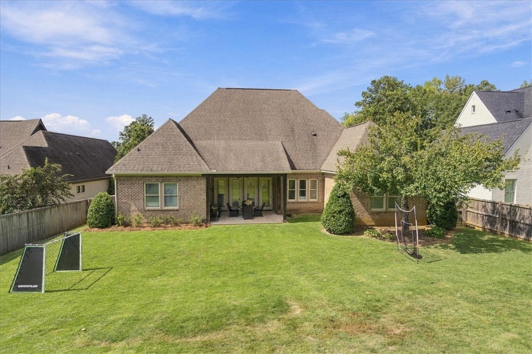 1651 MARIE Loop