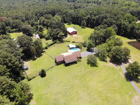 Photo of 1638 HICKS STORE Road, Tallassee, AL 36078 (MLS # 181493)