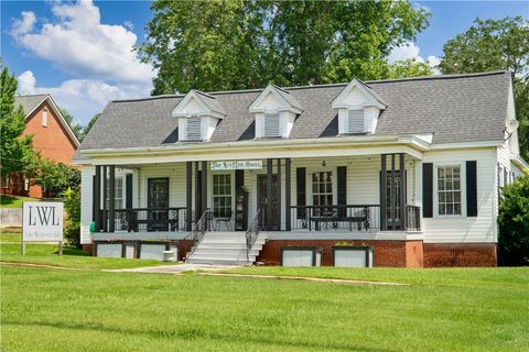 104 W BROAD Street Wedowee AL 36278