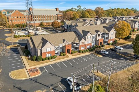 1114 S COLLEGE Street 5104 Auburn AL 36830