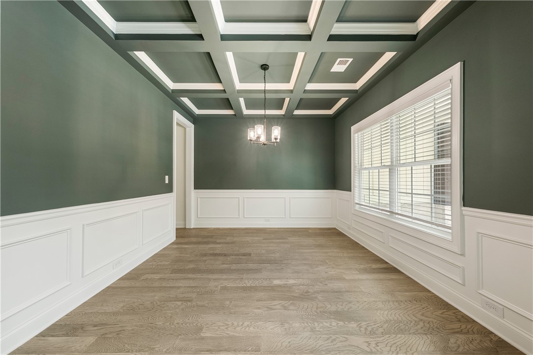 657 LEE ROAD 334