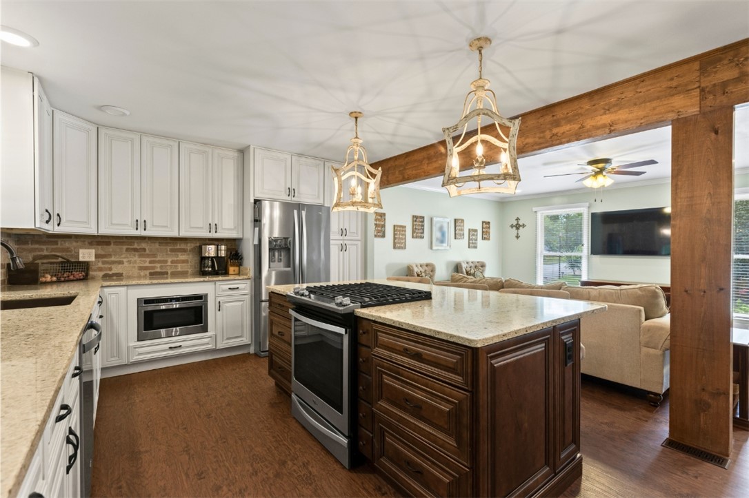 1161 MCKINLEY Avenue