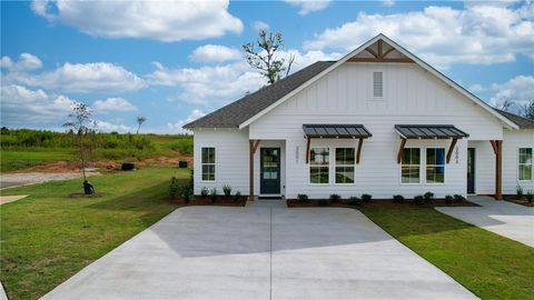 2007 CROSSING Court W Valley AL 36854