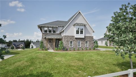 Photo of 9 HOMESTEAD Lane, Auburn, AL 36830 (MLS # 178747)