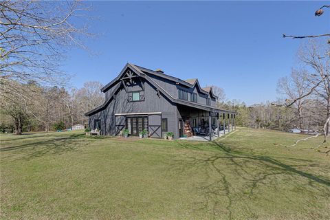 Photo of 4240 ANDERSON Road, Opelika, AL 36801 (MLS # 178620)